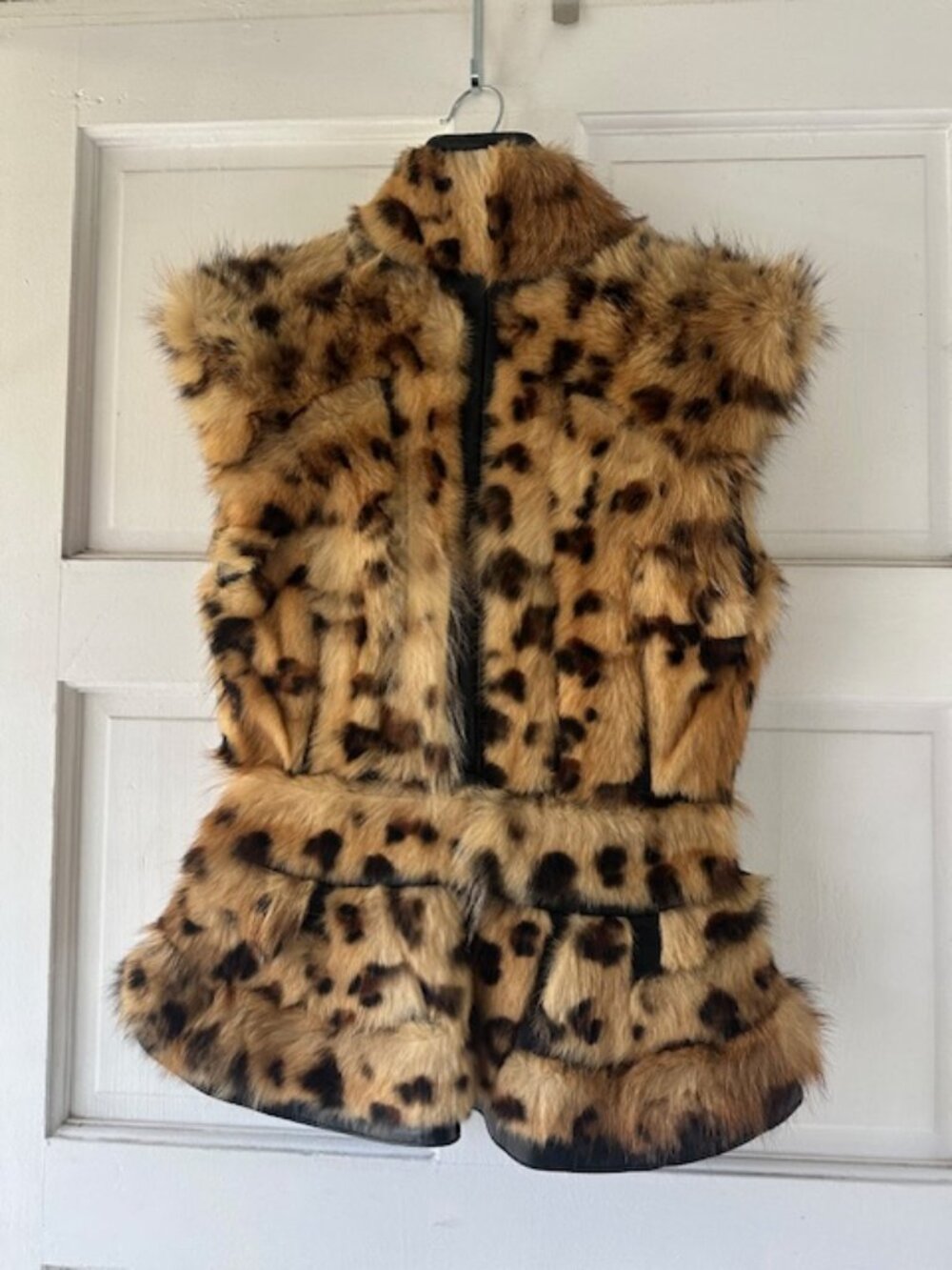 Designer Jad Ghandour Fur & Leather Statement Vest – Leopard Print - Picture 3 of 6